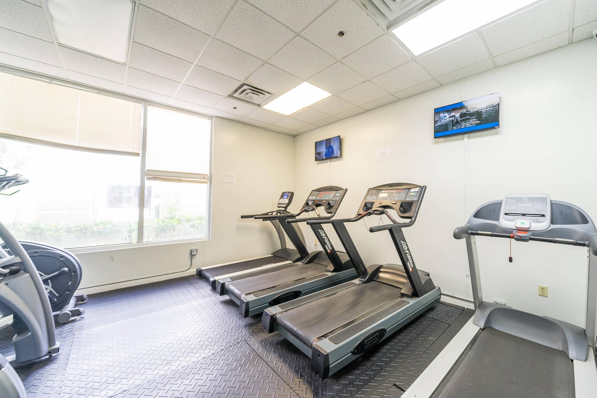 6801 Las Colinas Lane, Lake Worth, FL 33463 GYM