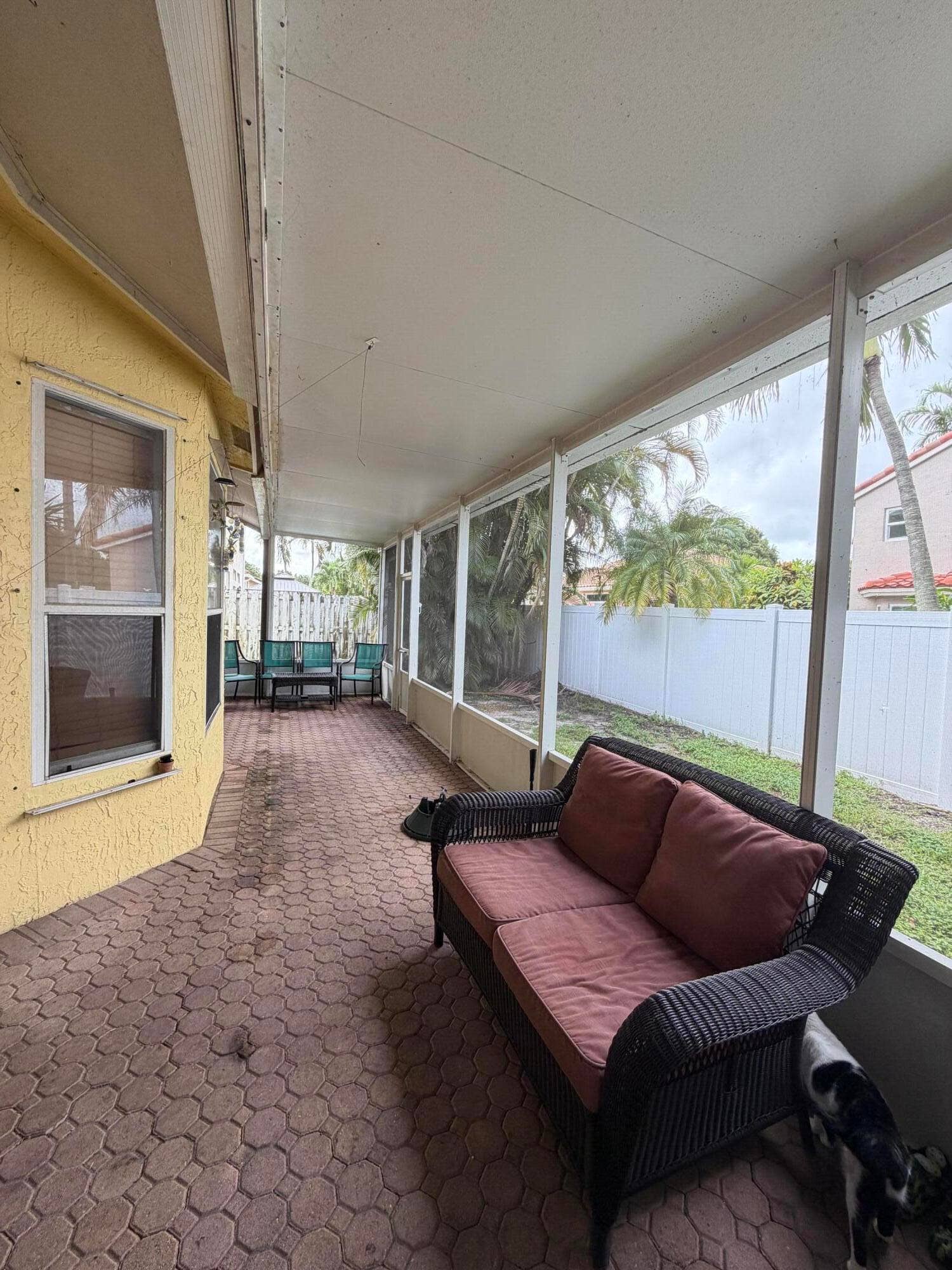 6801 Las Colinas Lane, Lake Worth, FL 33463 Screened in Lanai