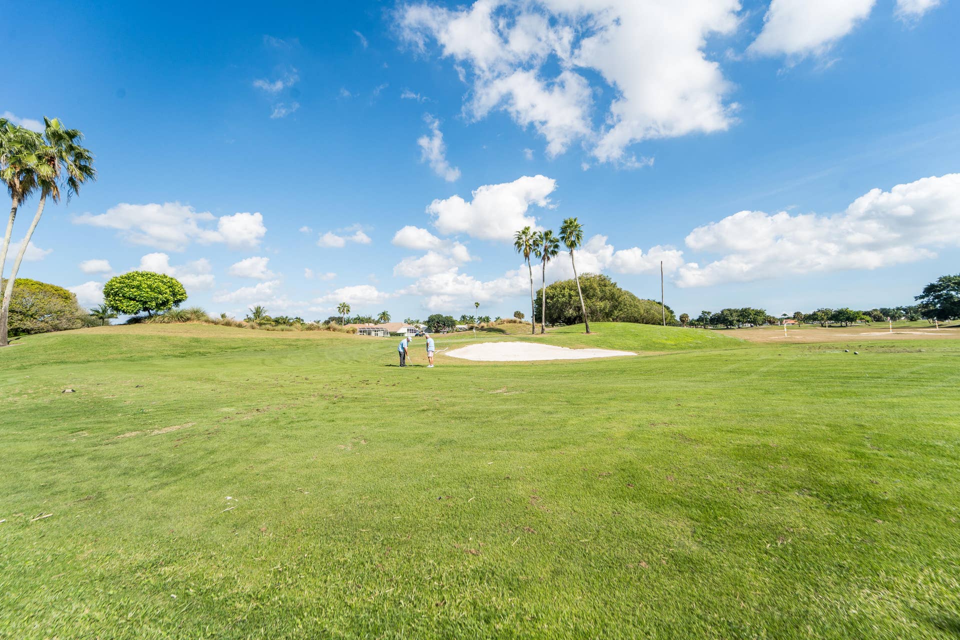 6801 Las Colinas Lane, Lake Worth, FL 33463 play golf in your own backyard then go for a drink at the bar or lunch