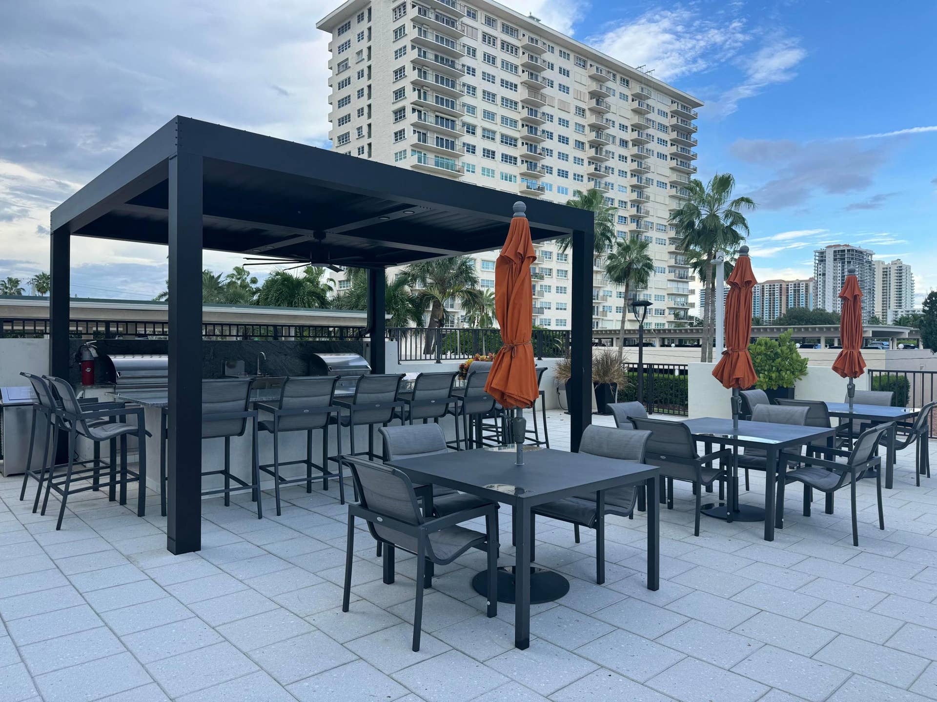 340 SUNSET Drive, #808, Fort Lauderdale, FL 33301 IMG_3535