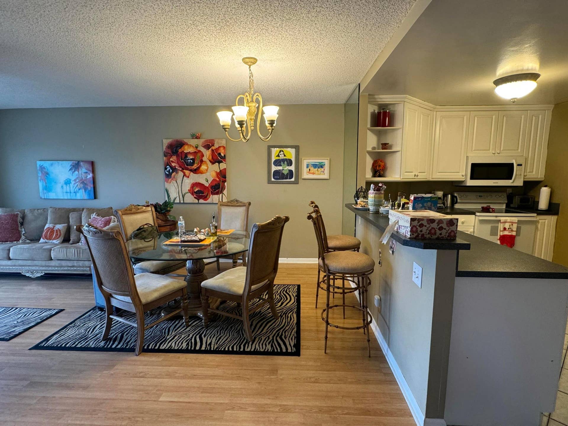 340 SUNSET Drive, #808, Fort Lauderdale, FL 33301 IMG_3514