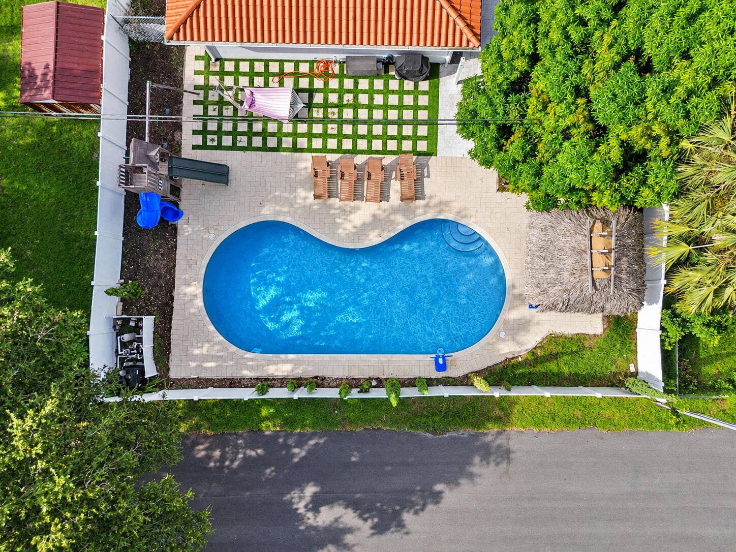 2630 NE 22nd Street, Pompano Beach, FL 33062 35
