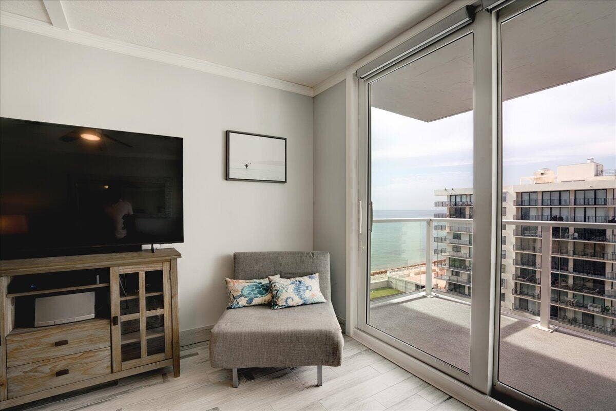 3450 S Ocean Boulevard, #712, Palm Beach, FL 33480 24-3450 S Ocean 712-23