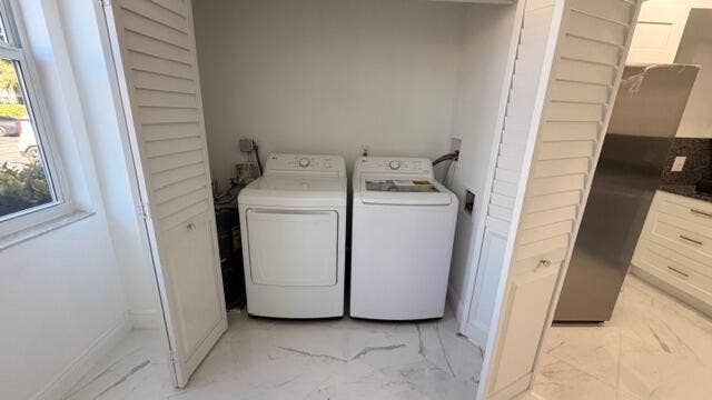 9 WILLOWBROOK Lane, #102, Delray Beach, FL 33446 Laundry