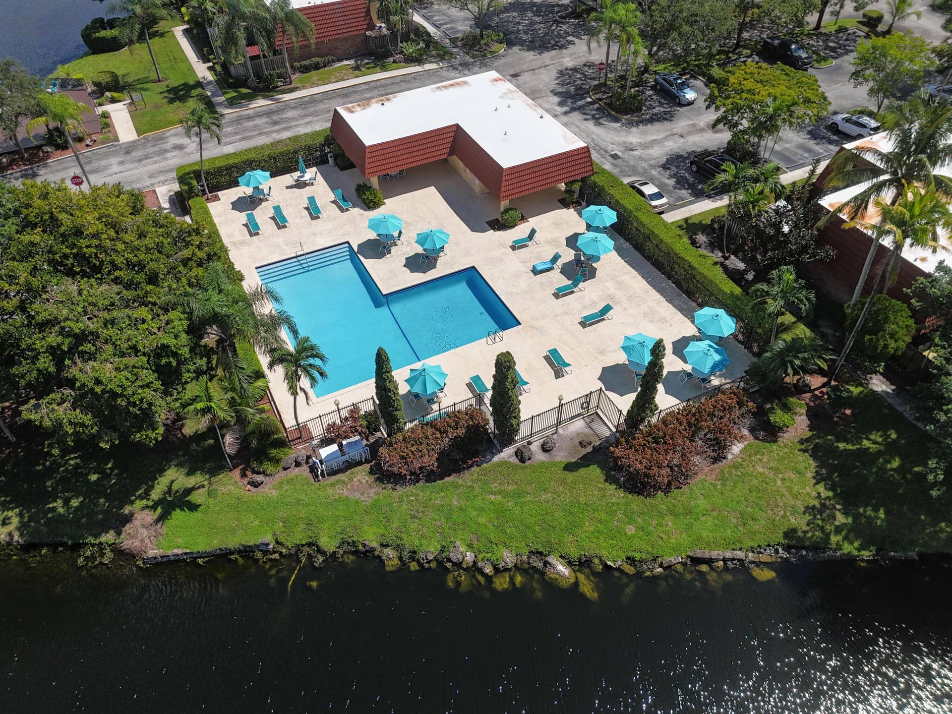 9901 NW 6TH Place, #9901, Plantation, FL 33324 z5CAM_20260924121952_0544_W