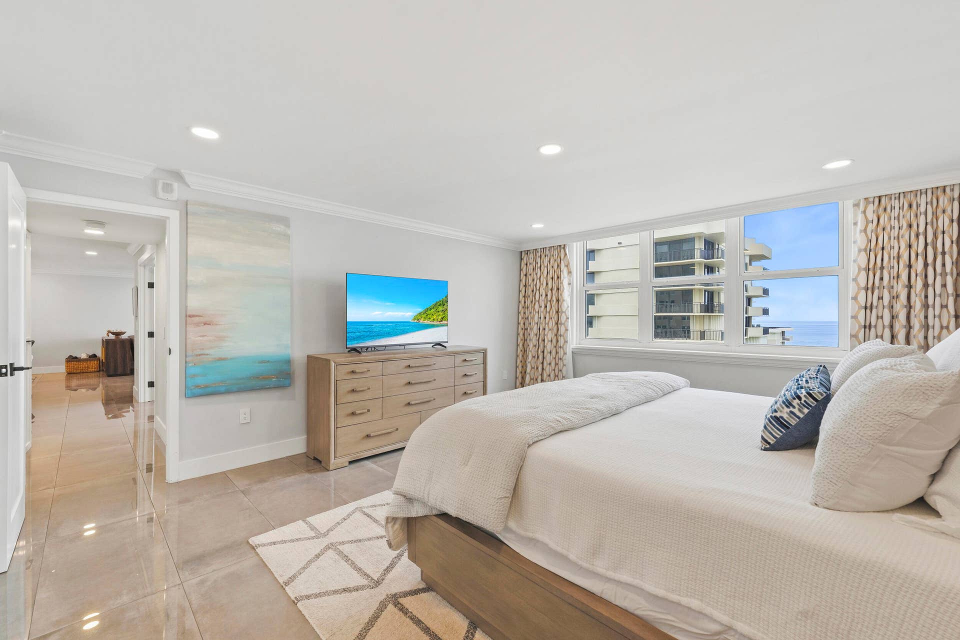 5440 N OCEAN Drive, #1404, Singer Island, FL 33404 14_16