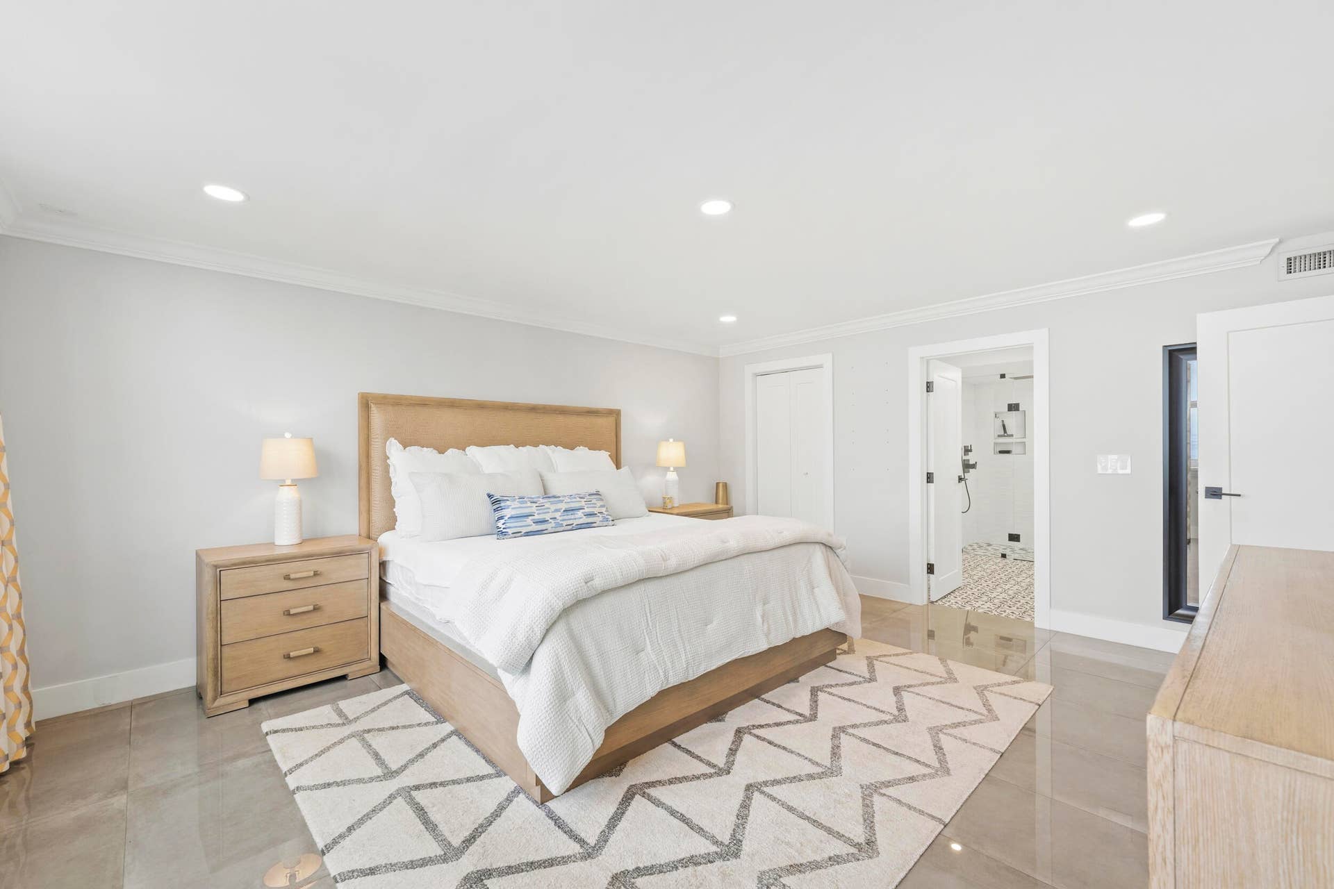 5440 N OCEAN Drive, #1404, Singer Island, FL 33404 13_17
