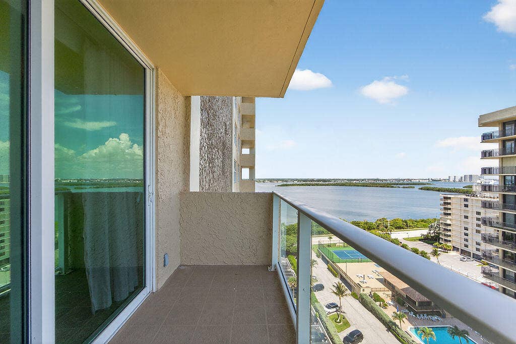 5440 N OCEAN Drive, #1404, Singer Island, FL 33404 20250731163726370035000000-o