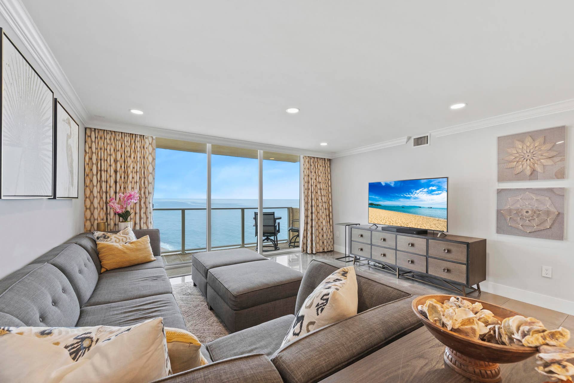 5440 N OCEAN Drive, #1404, Singer Island, FL 33404 1_28