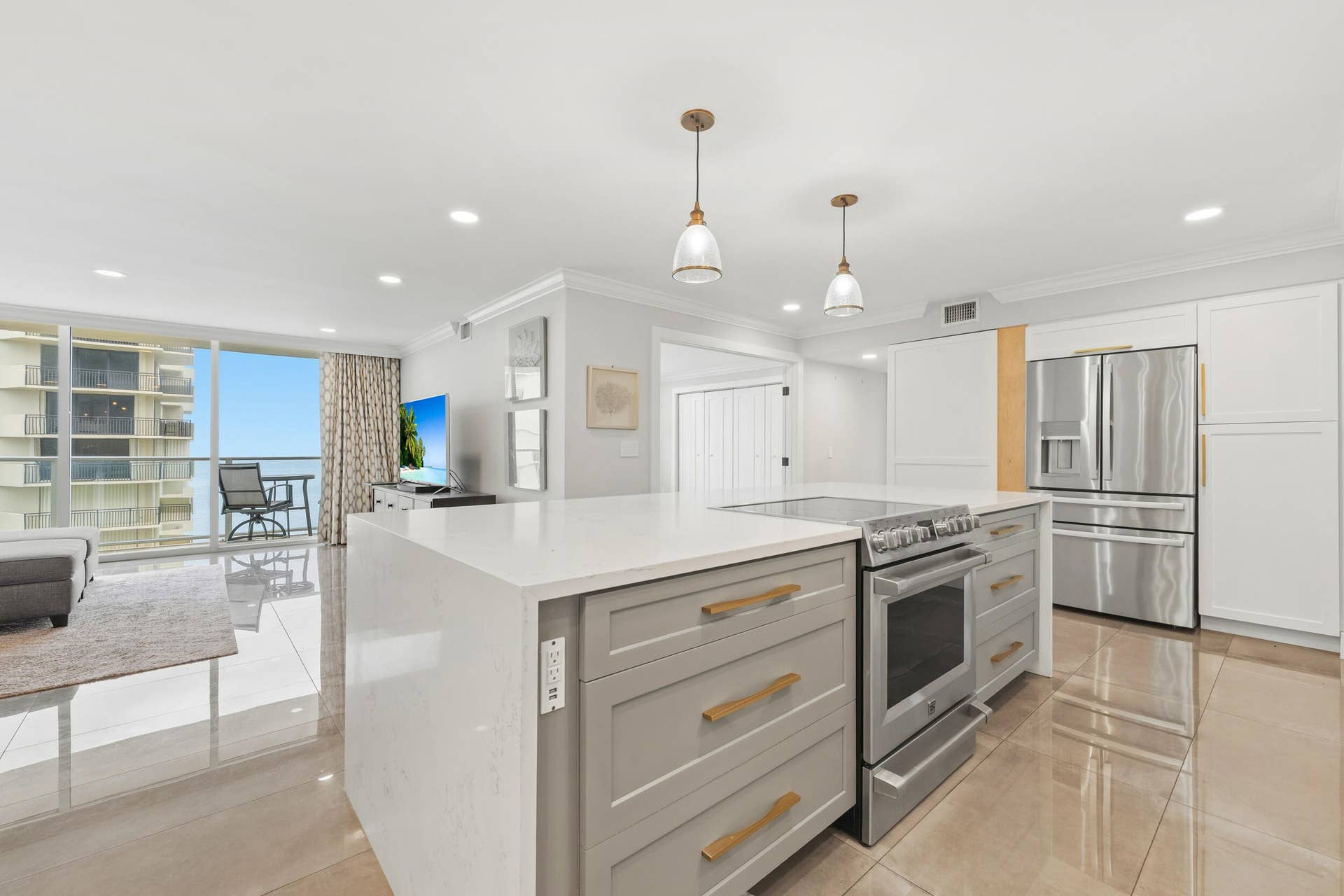 5440 N OCEAN Drive, #1404, Singer Island, FL 33404 2_33