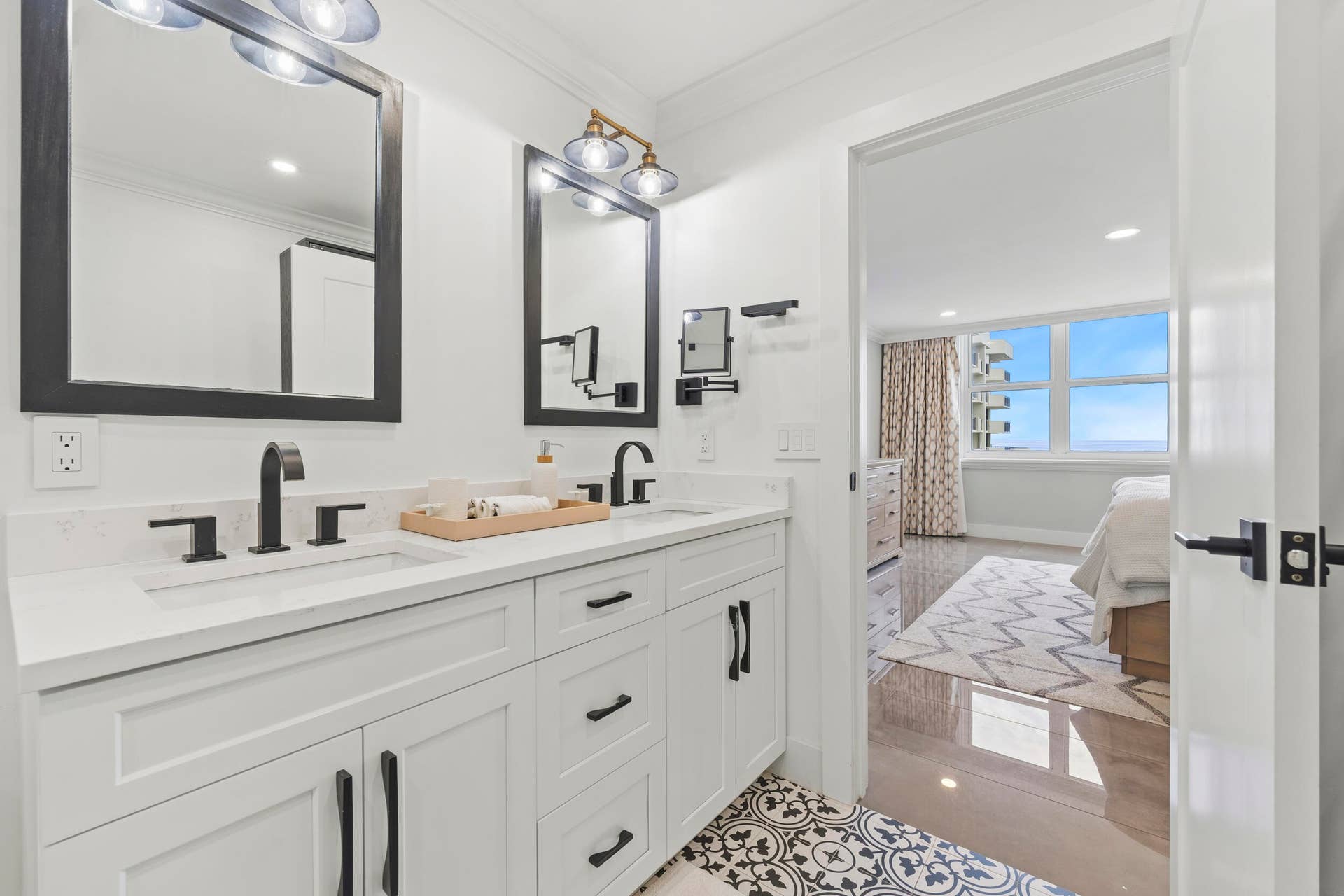 5440 N OCEAN Drive, #1404, Singer Island, FL 33404 Primary Bathroom