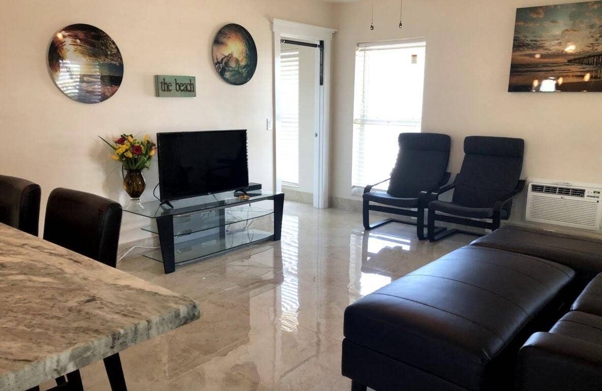 4300 N OCEAN Drive, #1-3, Lauderdale By The Sea, FL 33308 Unit C