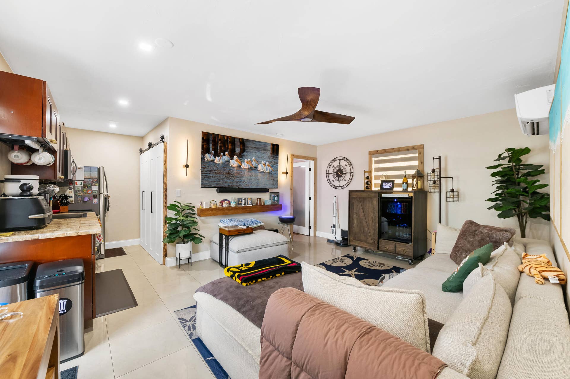 4300 N OCEAN Drive, #1-3, Lauderdale By The Sea, FL 33308 Unit A