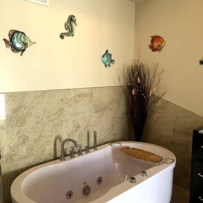4300 N OCEAN Drive, #1-3, Lauderdale By The Sea, FL 33308 Unit C