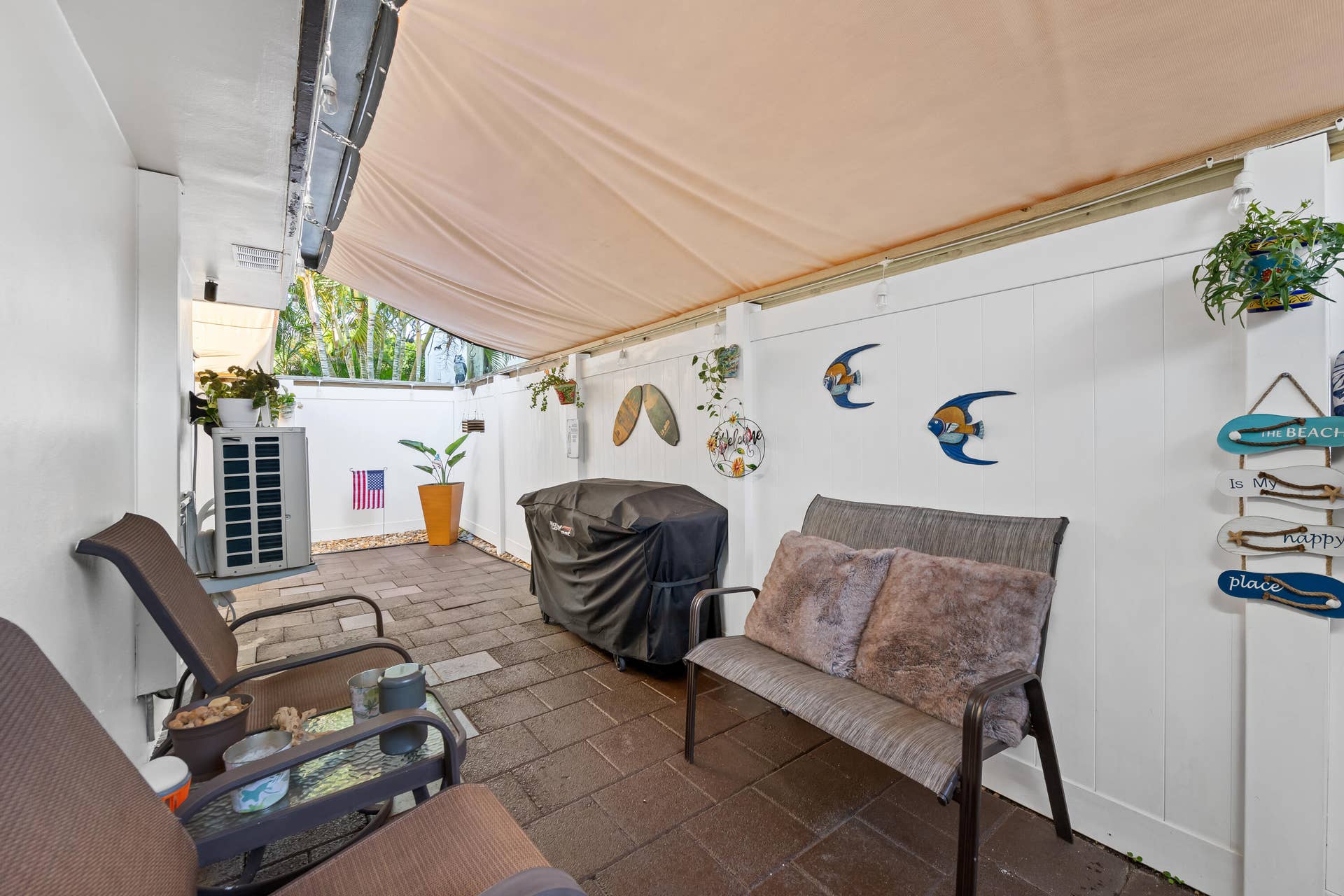 4300 N OCEAN Drive, #1-3, Lauderdale By The Sea, FL 33308 Unit A's Private Patio