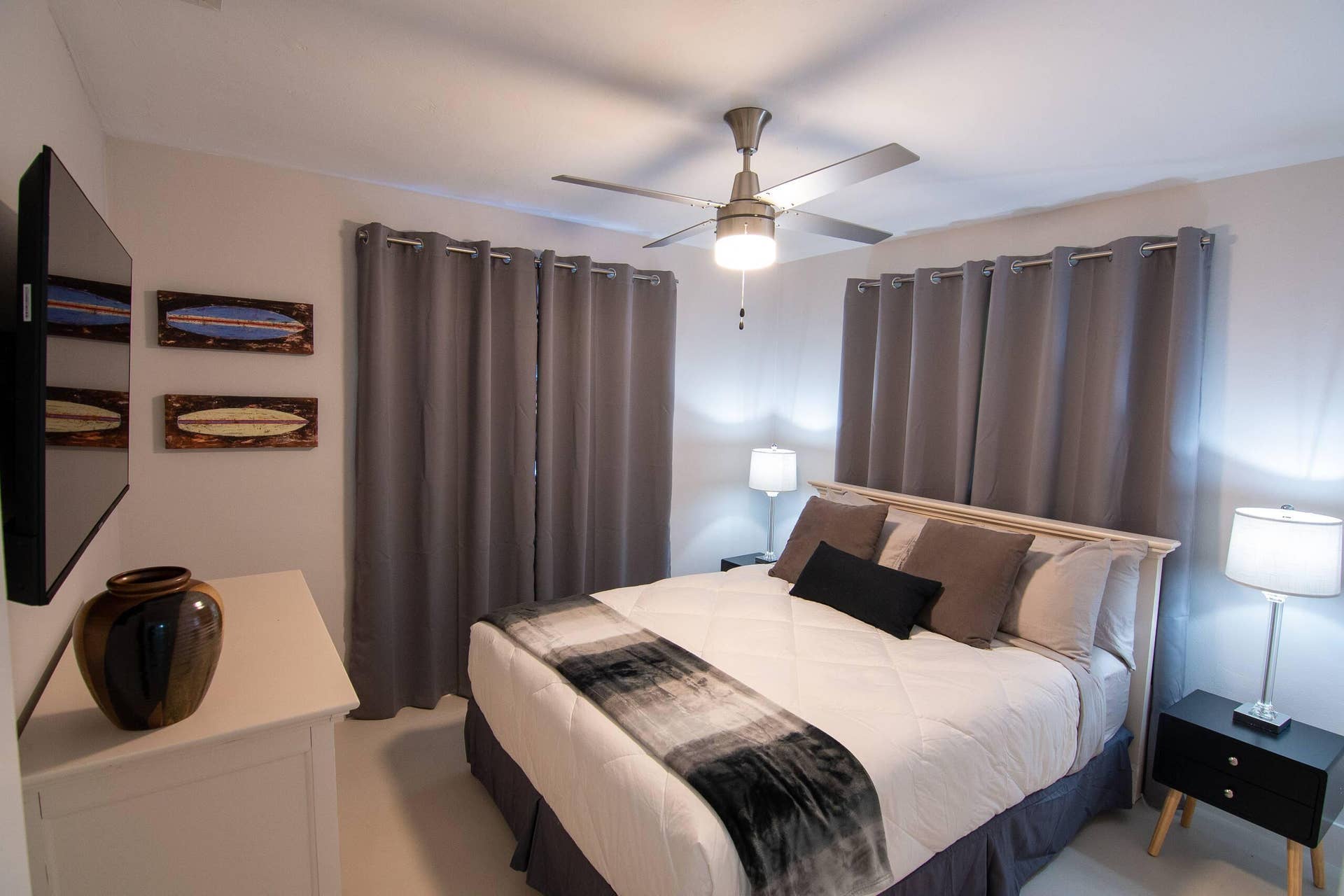 1400 NE 23RD Street, Wilton Manors, FL 33305 BEDROOM