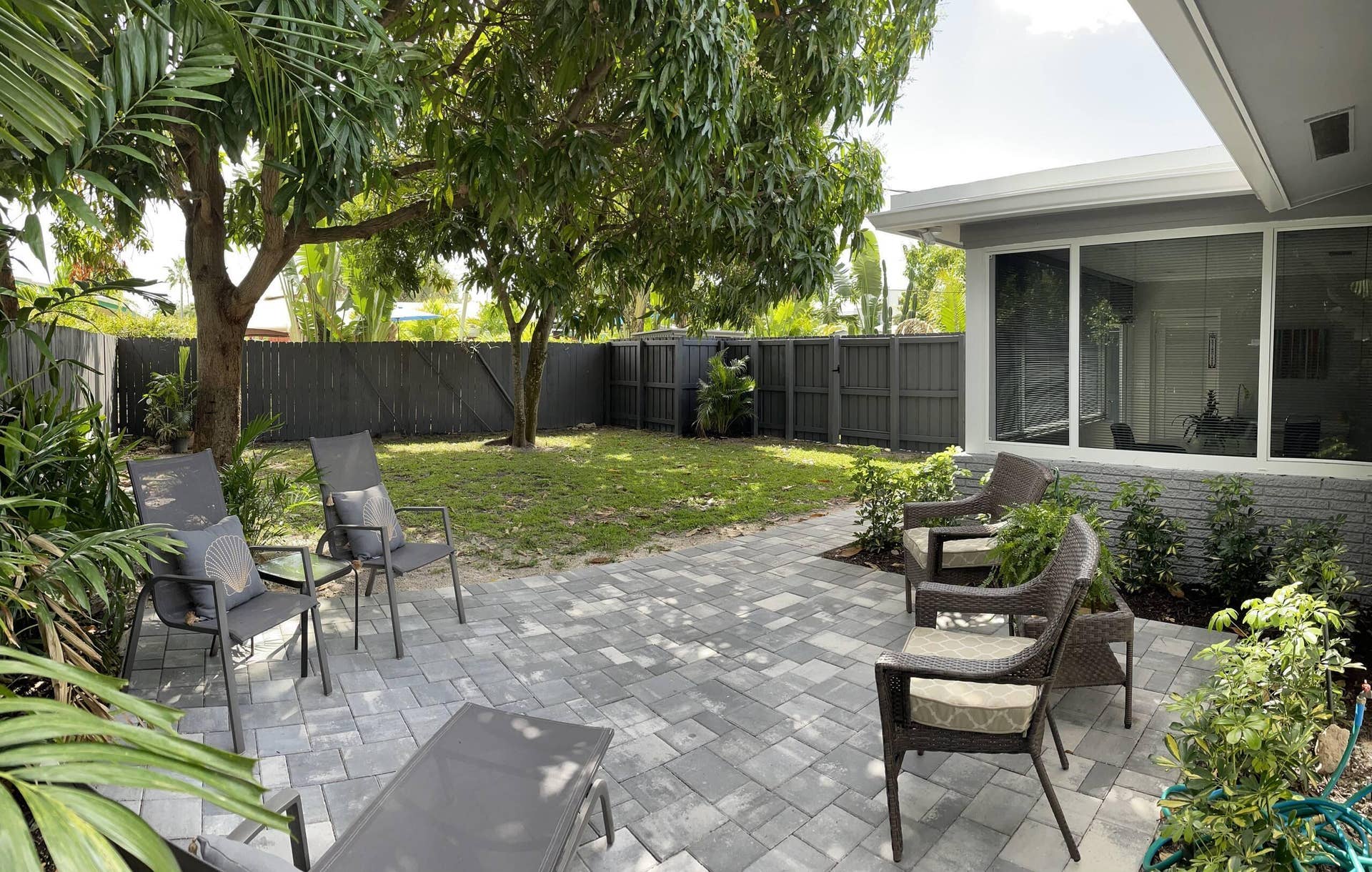 1400 NE 23RD Street, Wilton Manors, FL 33305 PATIO