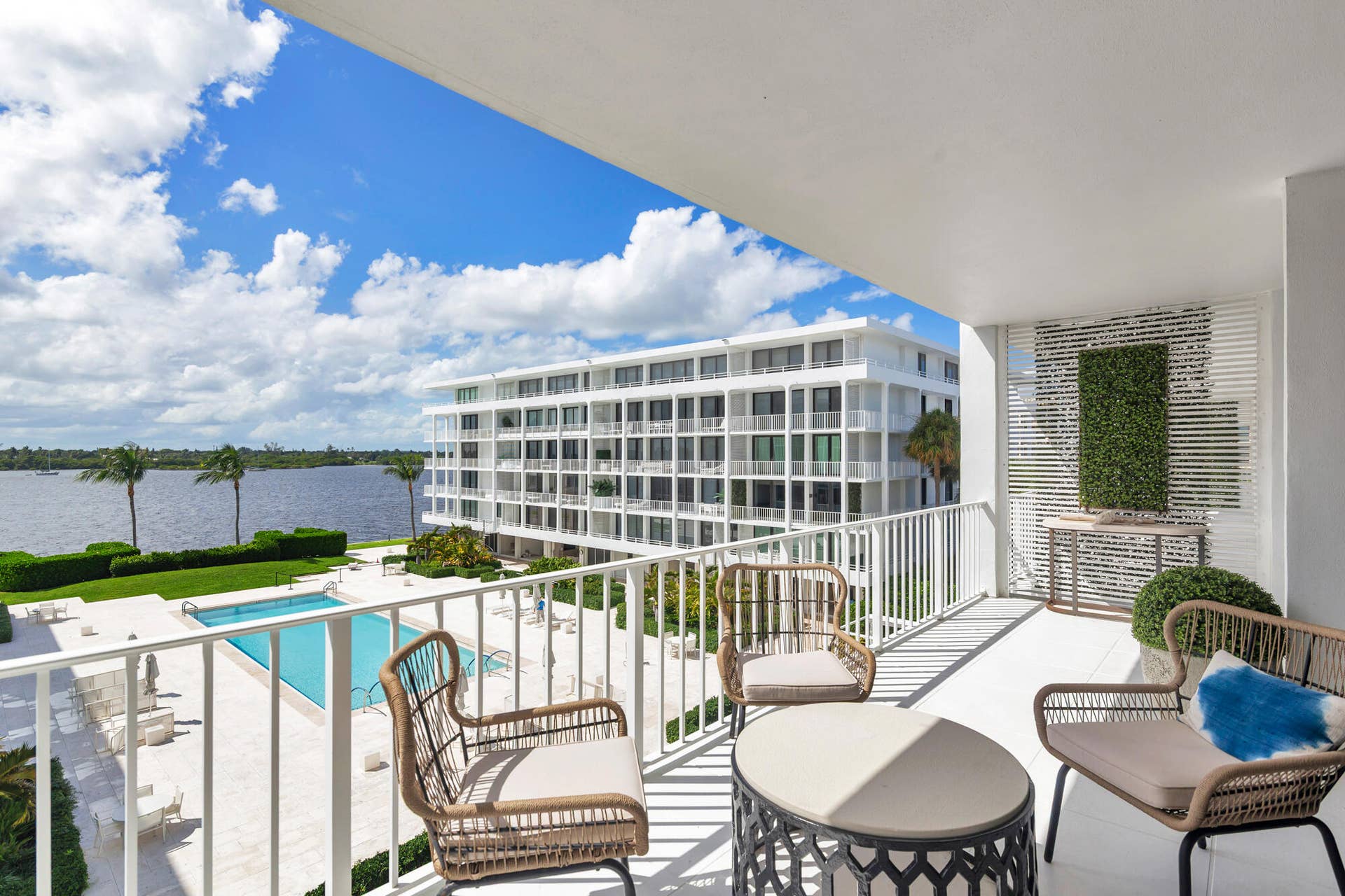2784 S OCEAN Boulevard, #301E, Palm Beach, Palm Beach, FL 33480 Furniture on terrace