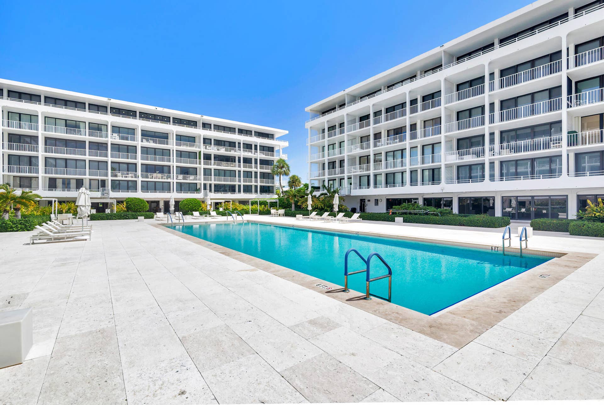 2784 S OCEAN Boulevard, #301E, Palm Beach, Palm Beach, FL 33480 Swim at your leisure