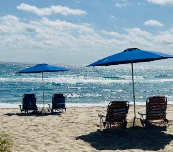 2784 S OCEAN Boulevard, #301E, Palm Beach, Palm Beach, FL 33480 Enjoy ocean blues
