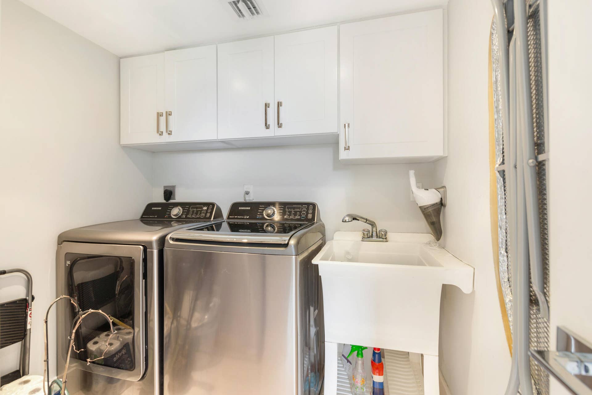 2784 S OCEAN Boulevard, #301E, Palm Beach, Palm Beach, FL 33480 Laundry Room