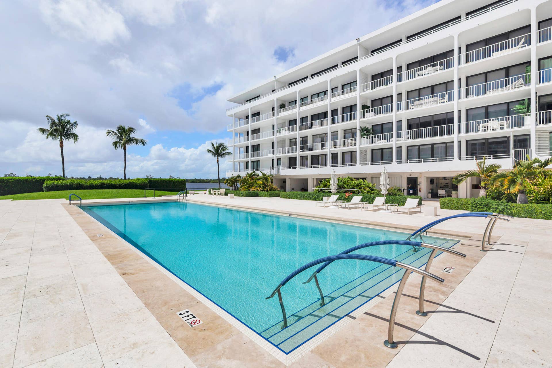 2784 S OCEAN Boulevard, #301E, Palm Beach, Palm Beach, FL 33480 lap pool