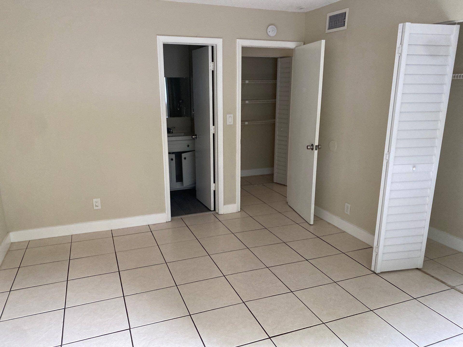 304 NW 30TH Court, #205, Pompano Beach, FL 33064 3
