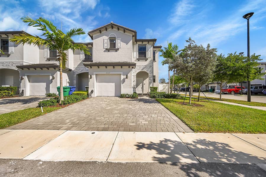 Property photo for 20357 NW 4TH Path, Miami Gardens, FL