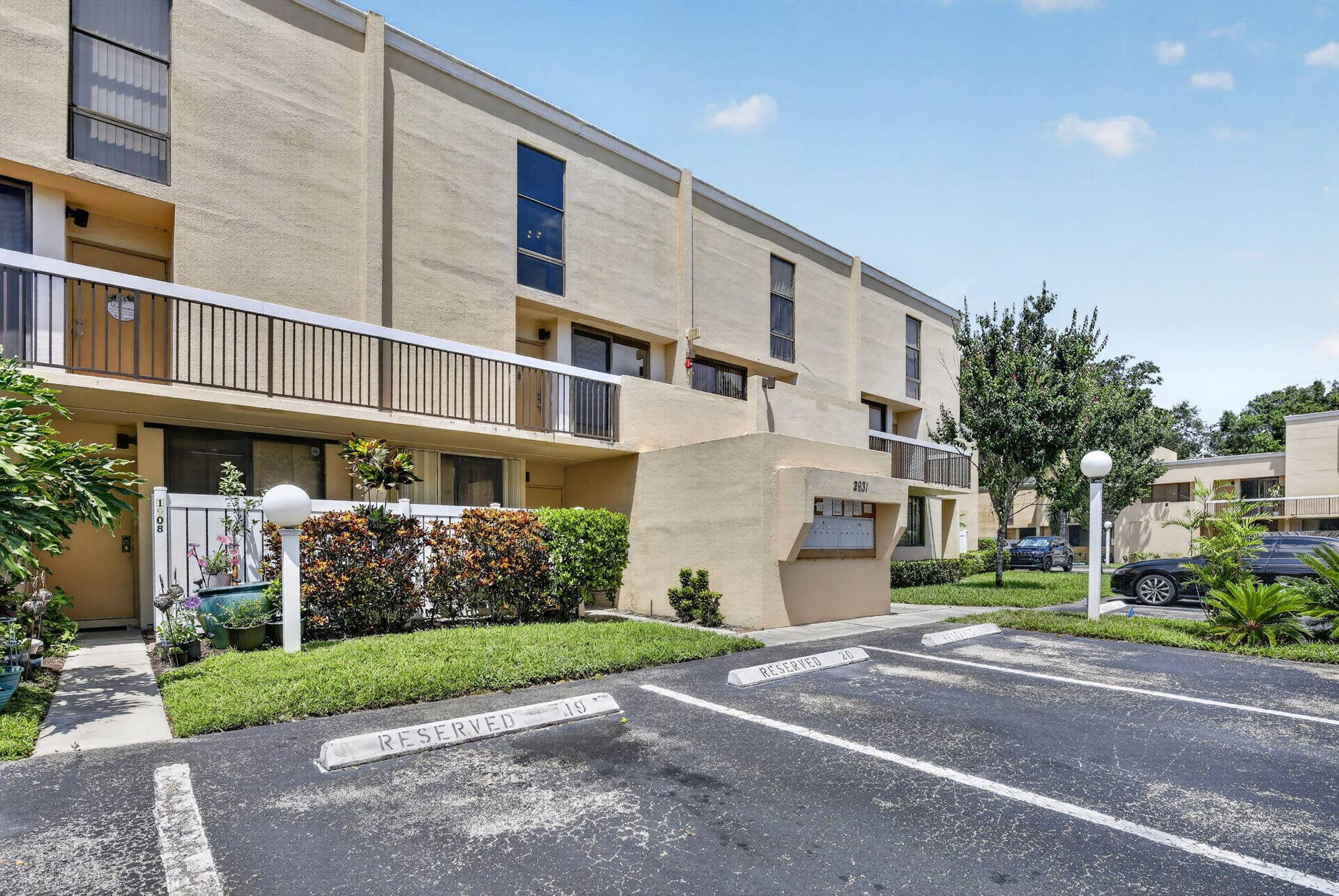 2931 SW 87TH Terrace, #1922, Davie, Davie, FL 33328 3-web-or-mls-_A7A6669