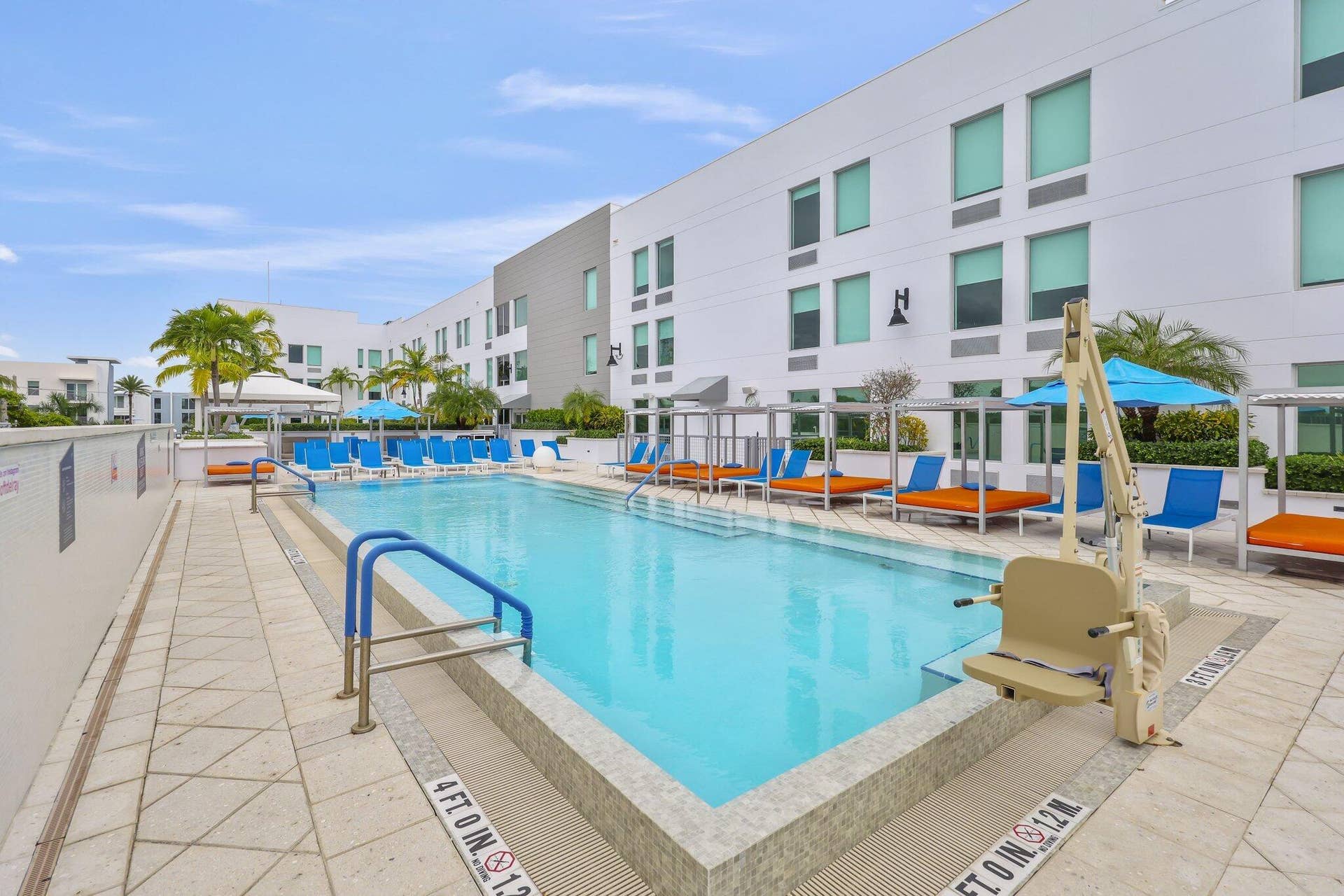 236 SE 5th Avenue, #306, Delray Beach, FL 33483 pool