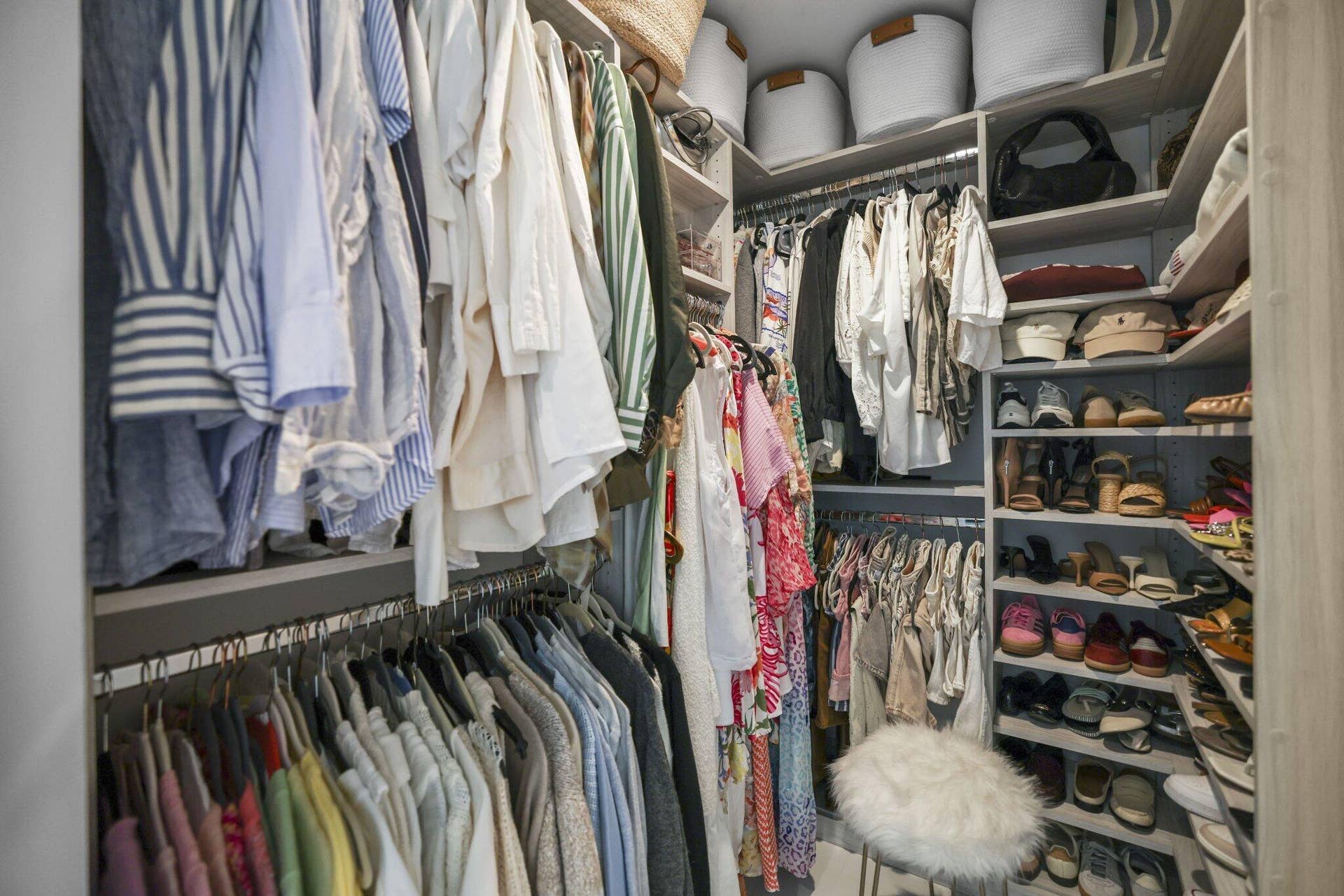 236 SE 5th Avenue, #306, Delray Beach, FL 33483 primary custom walk in closet