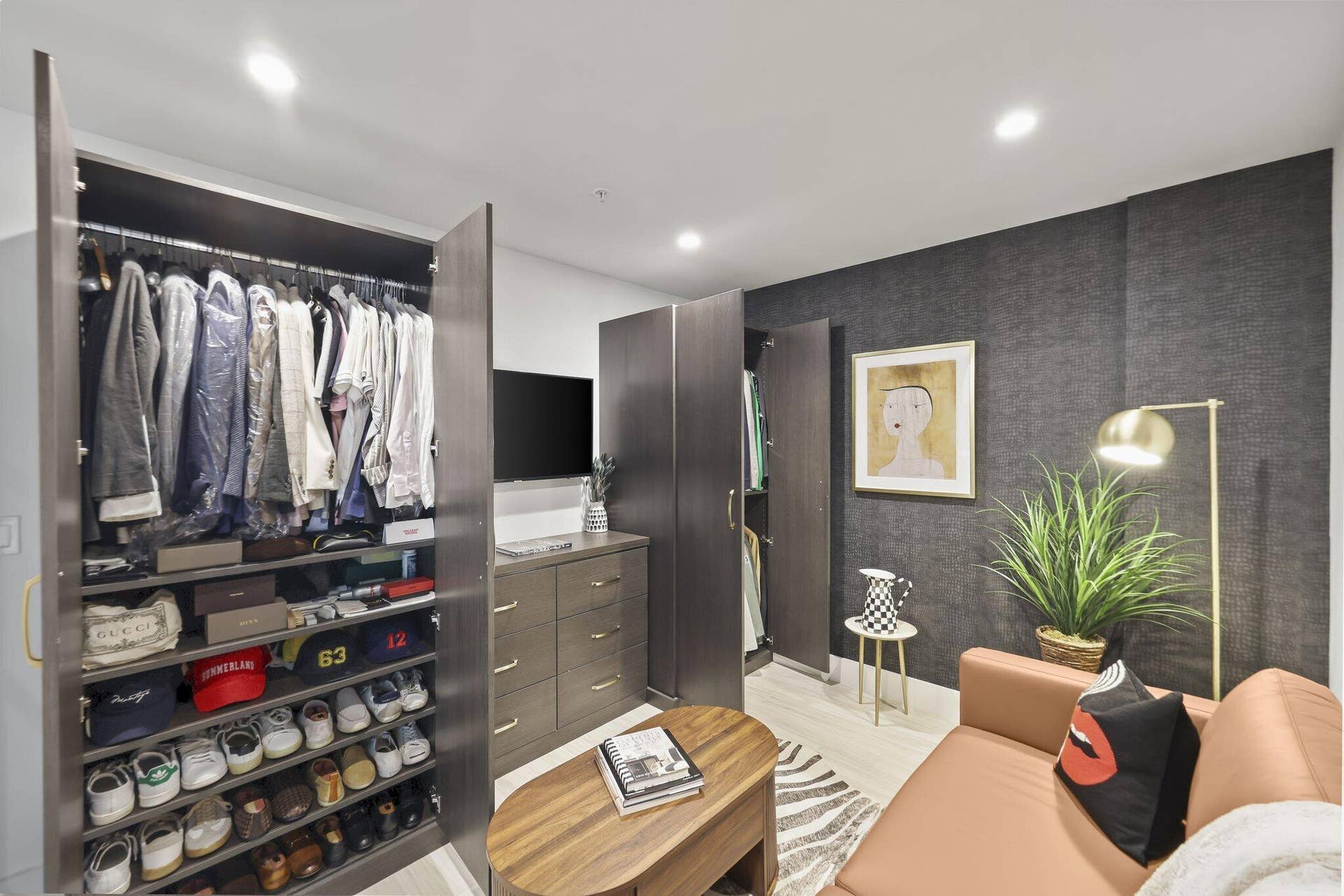 236 SE 5th Avenue, #306, Delray Beach, FL 33483 den custom closet