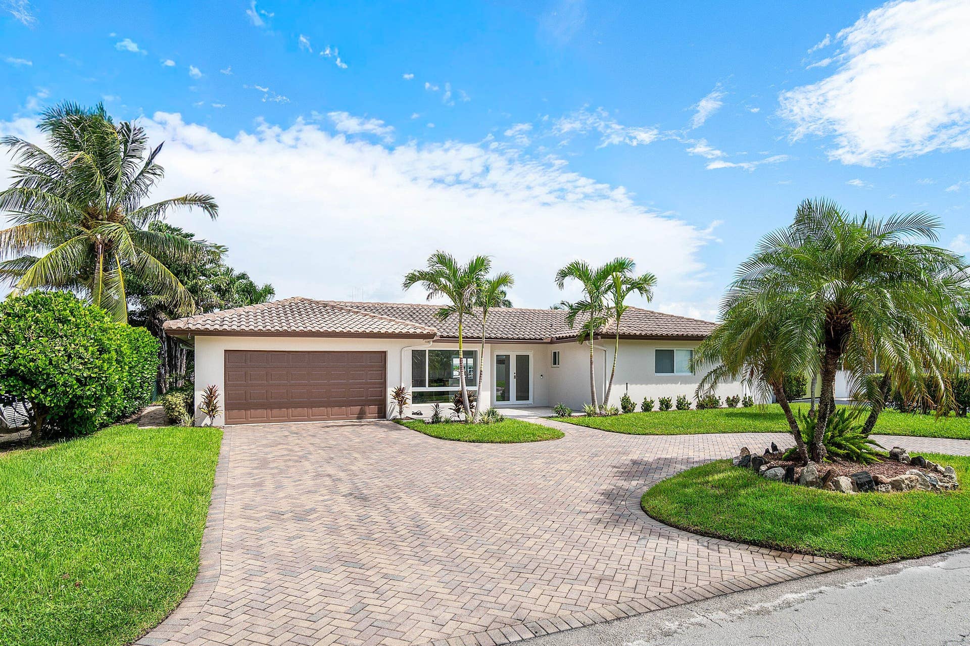 003-1525Southeast6thStreet-DeerfieldBeac