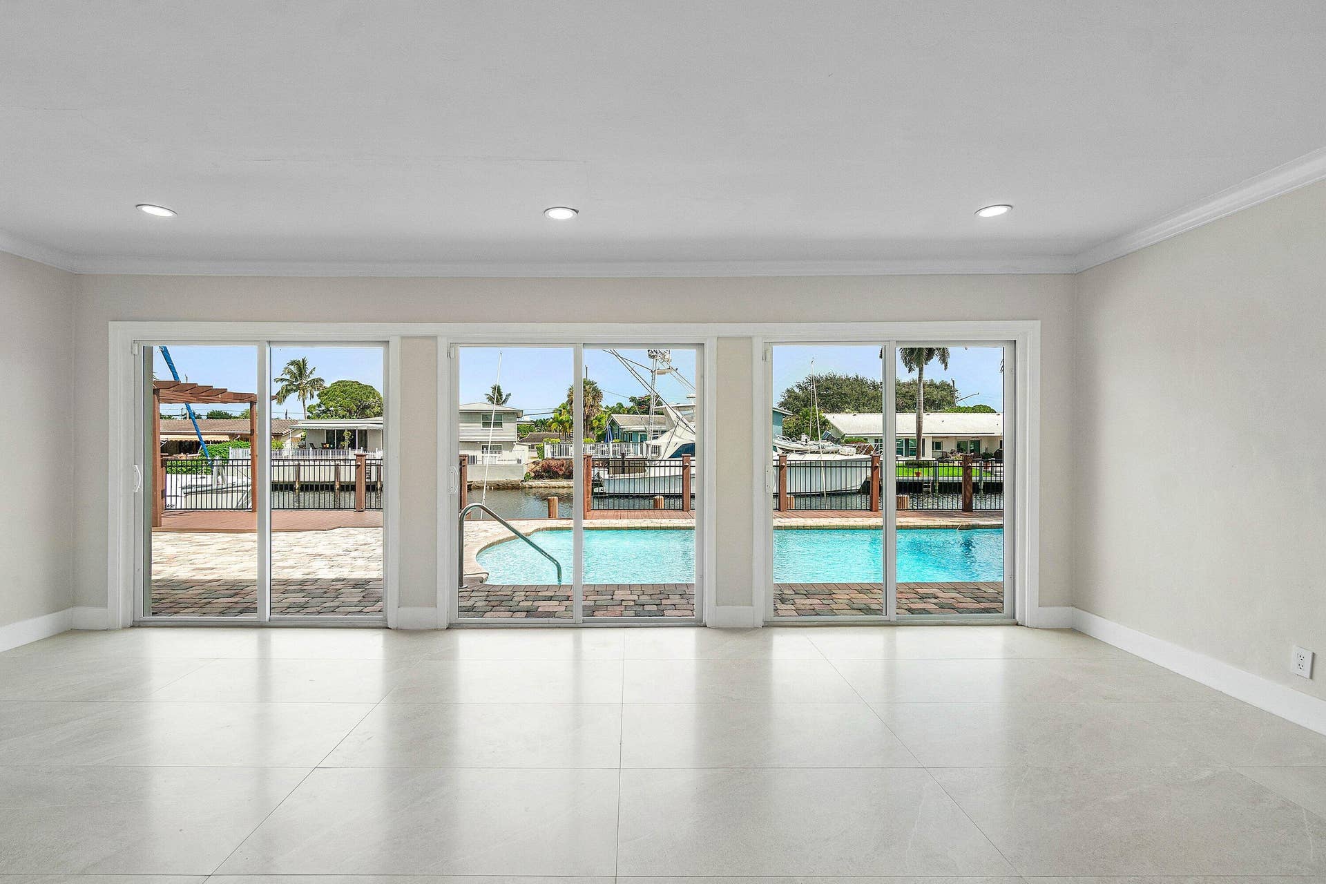 019-1525Southeast6thStreet-DeerfieldBeac