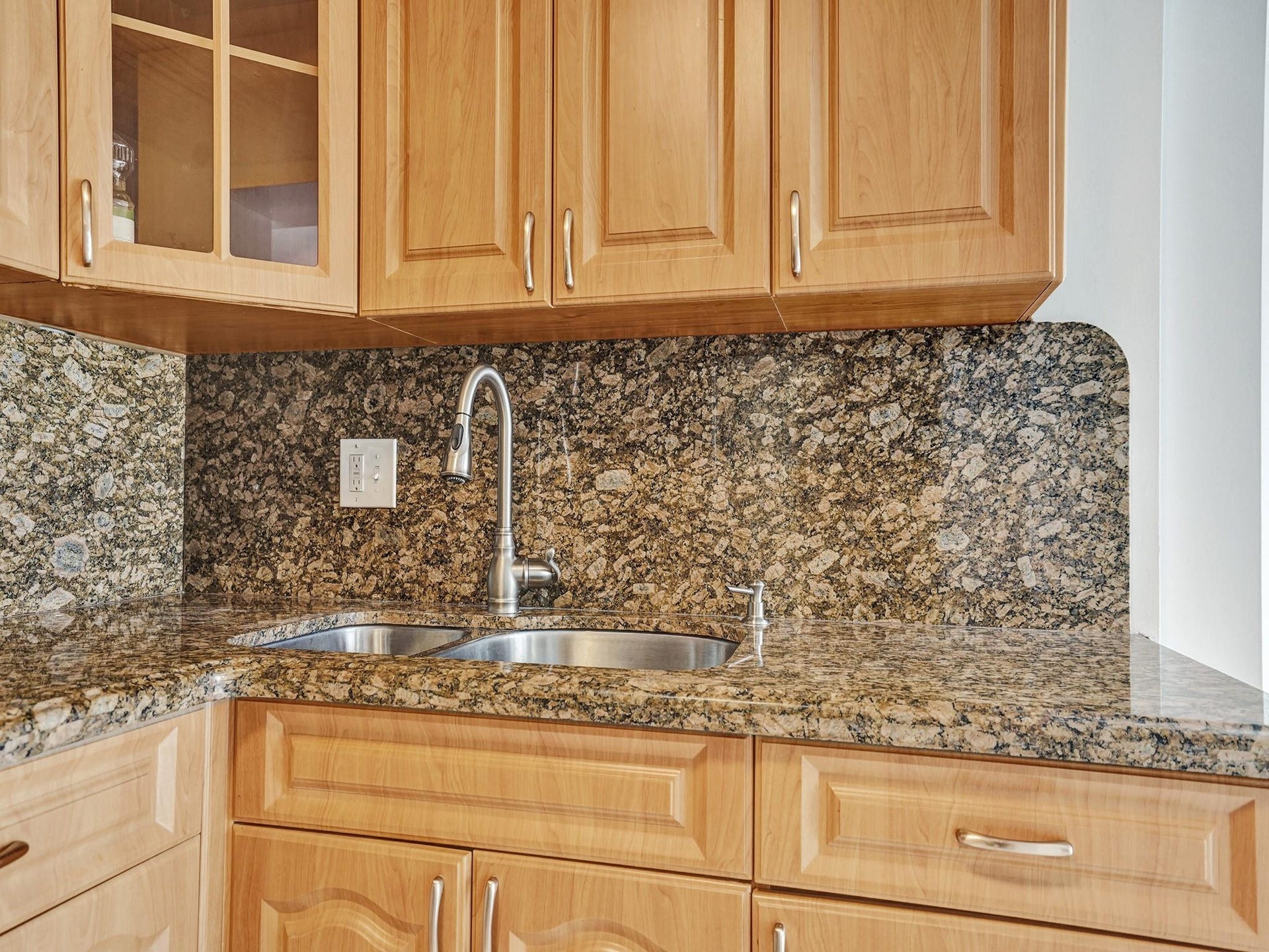 1439 S OCEAN Boulevard, #304, Lauderdale-By-The-Sea, Lauderdale By The Sea, FL 33062 Photo 4