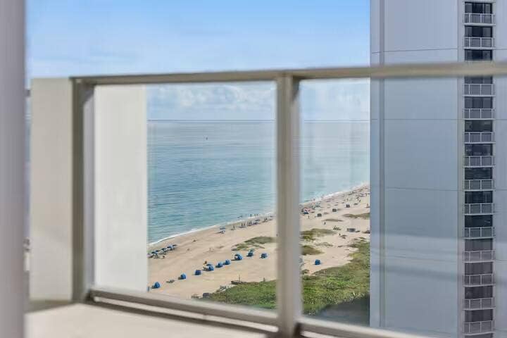 3100 N Ocean Drive, #H1707, Singer Island, FL 33404 30
