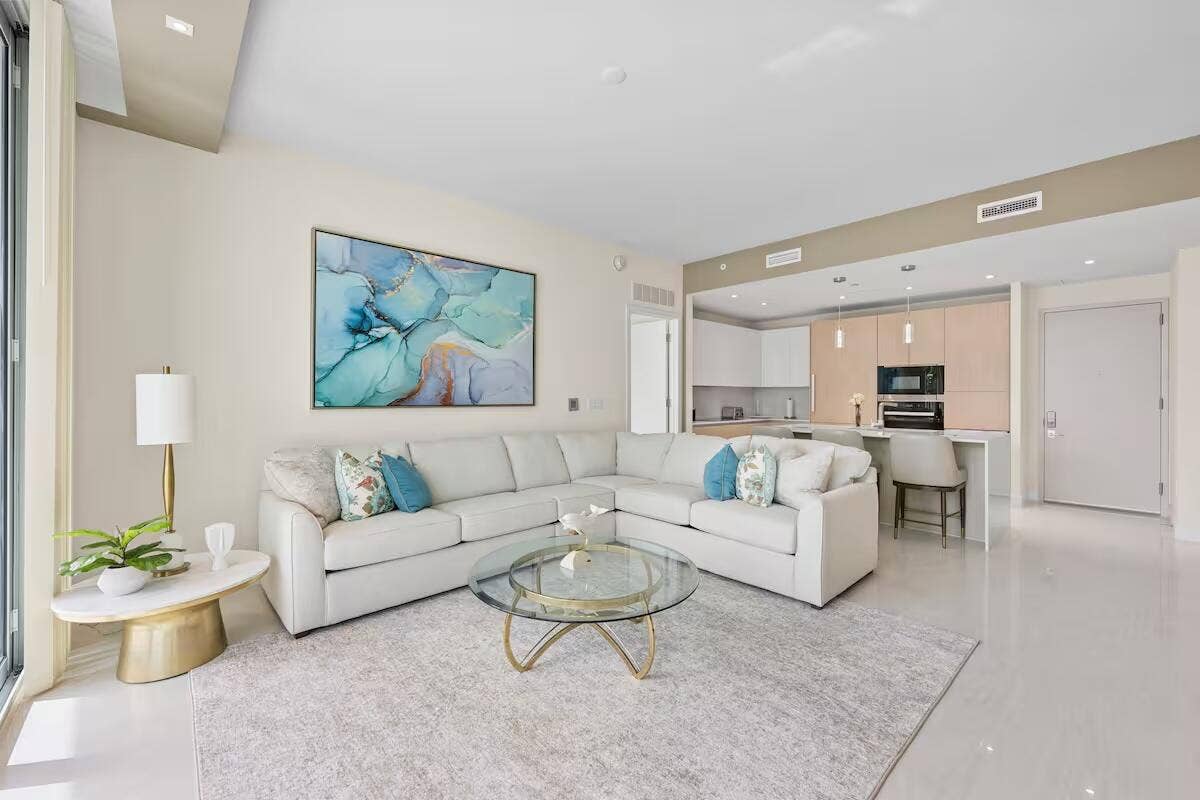 3100 N Ocean Drive, #H1707, Singer Island, FL 33404 17