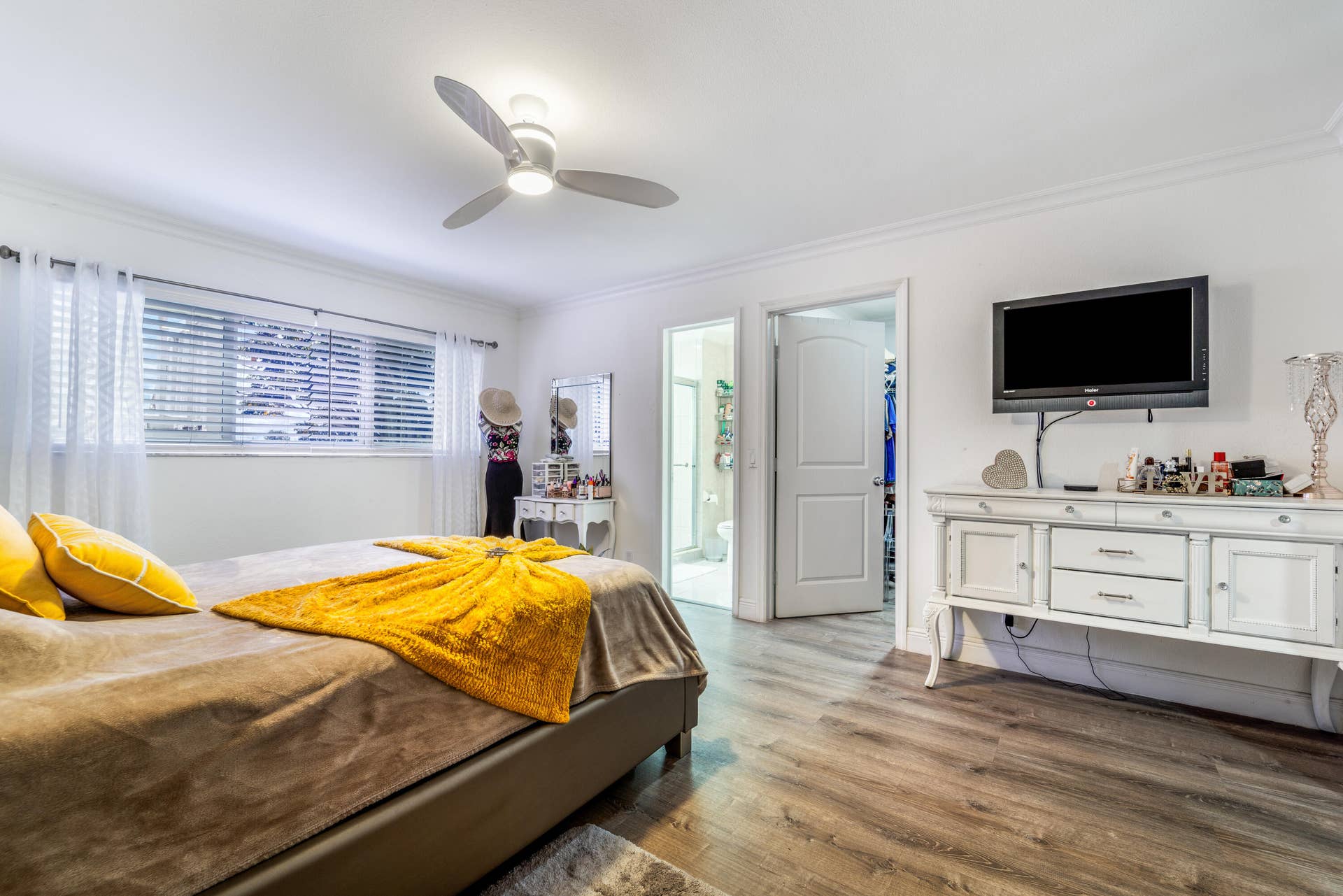 1040 Crystal Lake Drive, #Unit 3, Pompano Beach, FL 33064 005