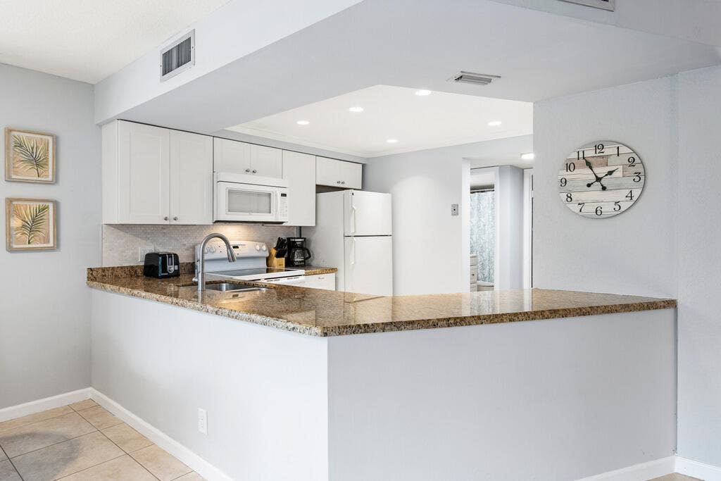 1605 S US HIGHWAY 1, #F106, Jupiter, FL 33477 Kitchen