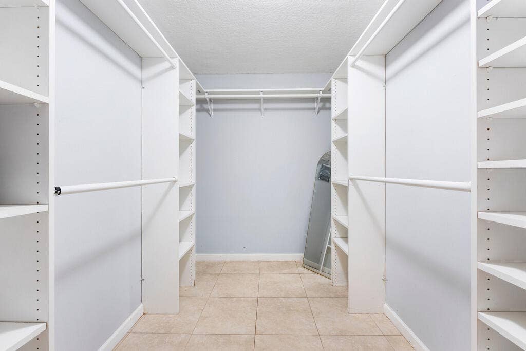 1605 S US HIGHWAY 1, #F106, Jupiter, FL 33477 Primary Closet