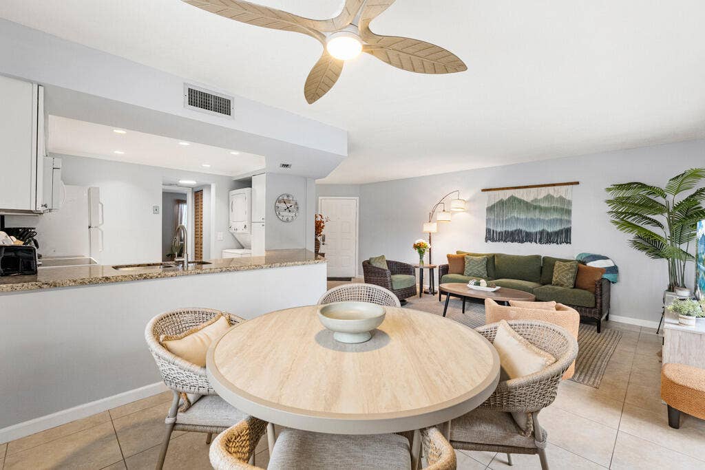 1605 S US HIGHWAY 1, #F106, Jupiter, FL 33477 Dining Area