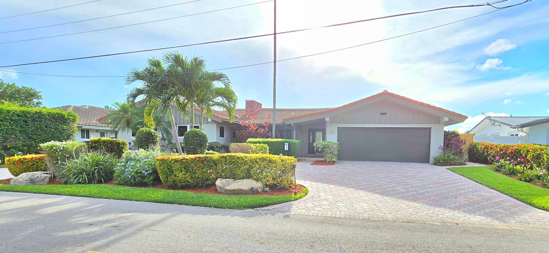 4011 NE 27th Terrace, Lighthouse Point, FL 33064 Front
