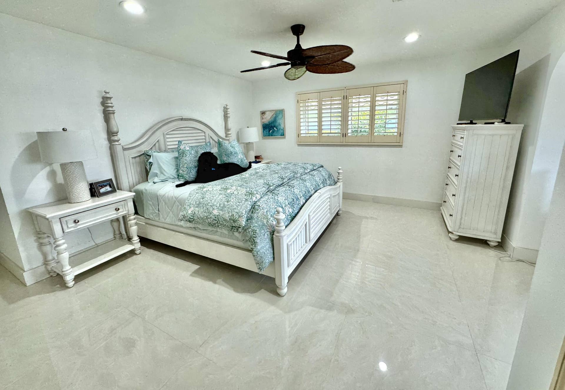 4011 NE 27th Terrace, Lighthouse Point, FL 33064 Master Bedroom