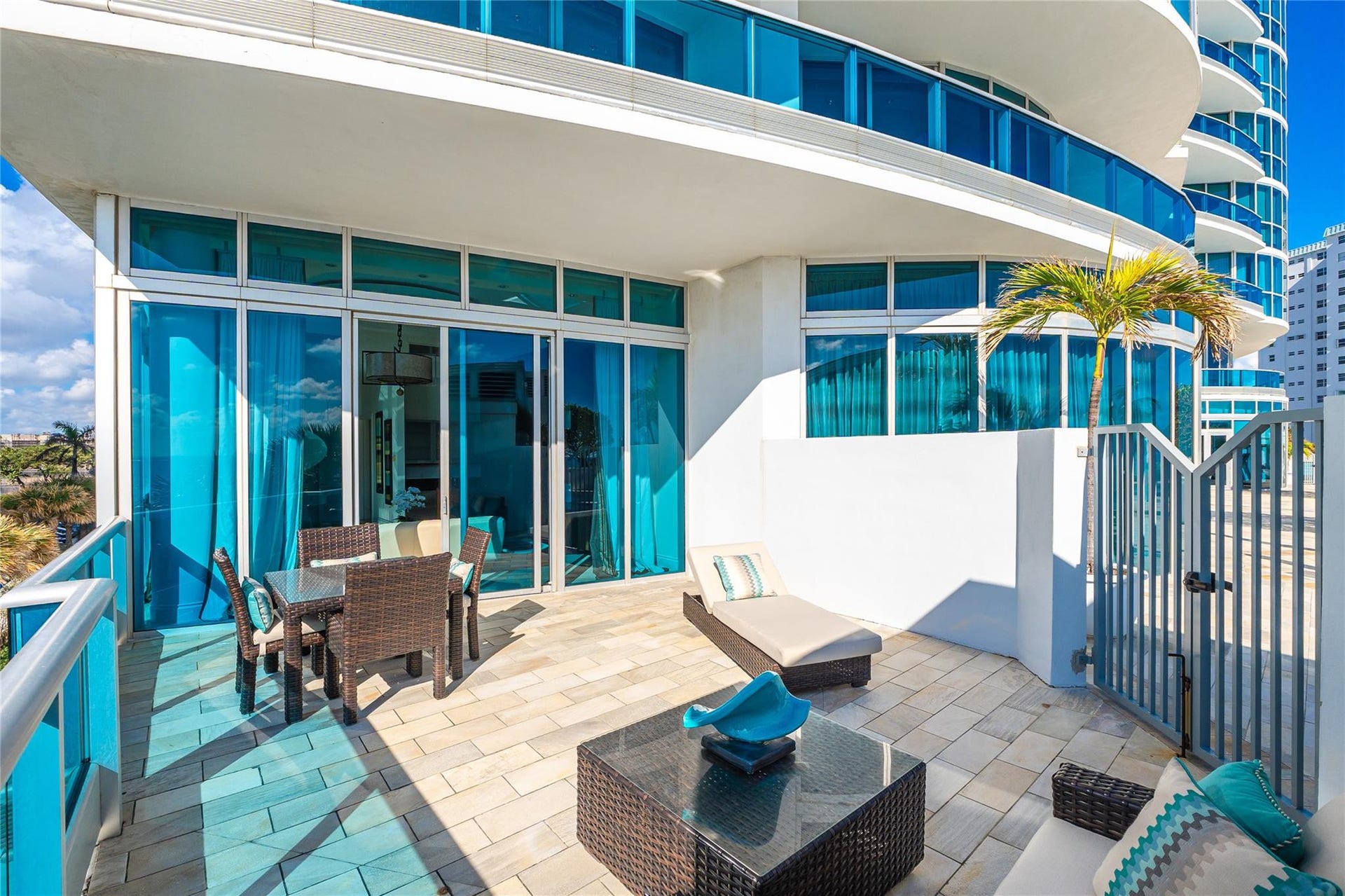 1600 S Ocean Boulevard, #301, Lauderdale-By-The-Sea, Pompano Beach, FL 33062 Private Lanai Terrace