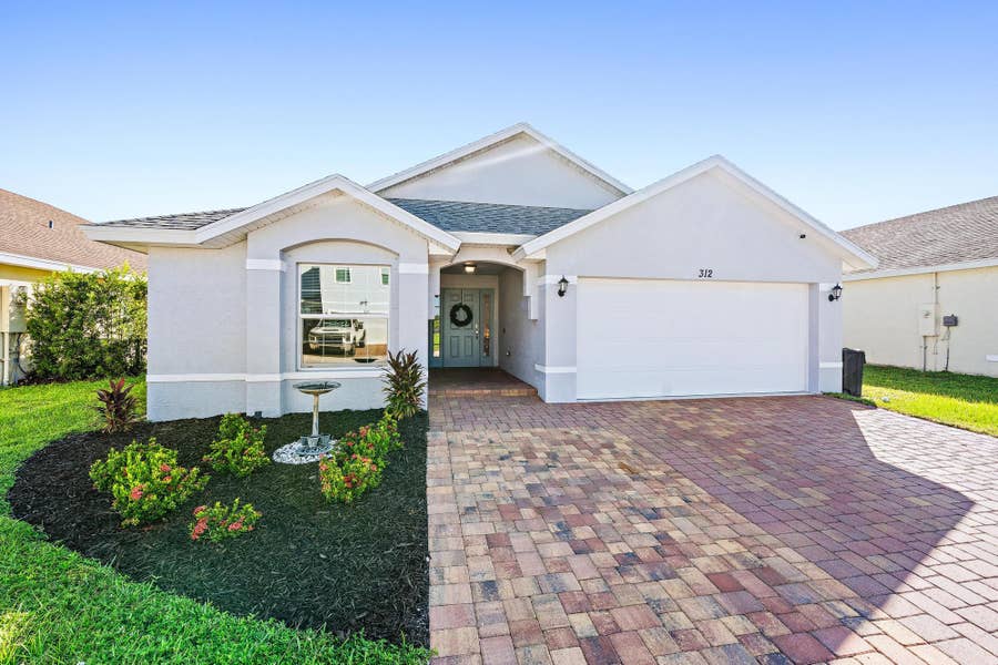 Property photo for 312 PALM BREEZES Drive, Fort Pierce, FL