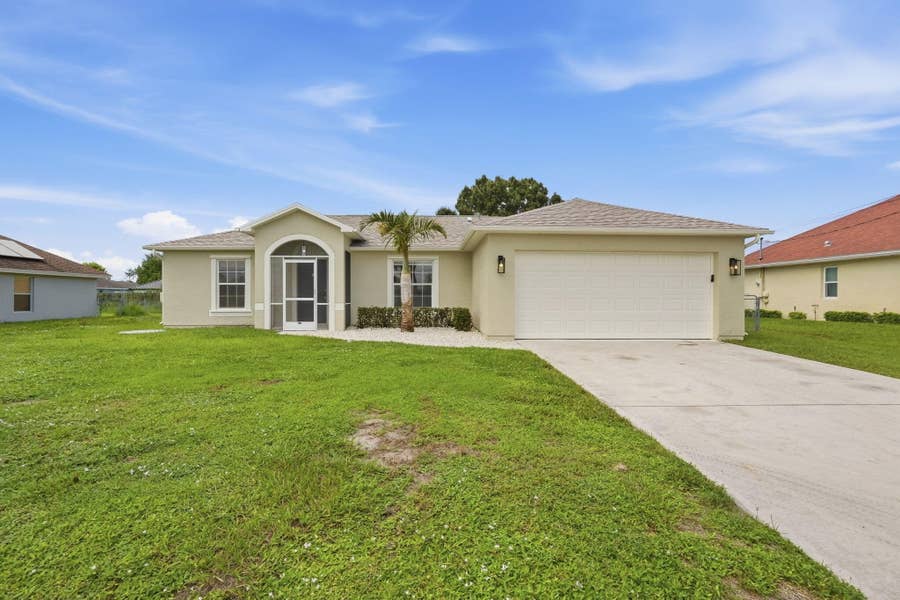 Property photo for 453 SW COLUMBUS Drive, Port St Lucie, FL