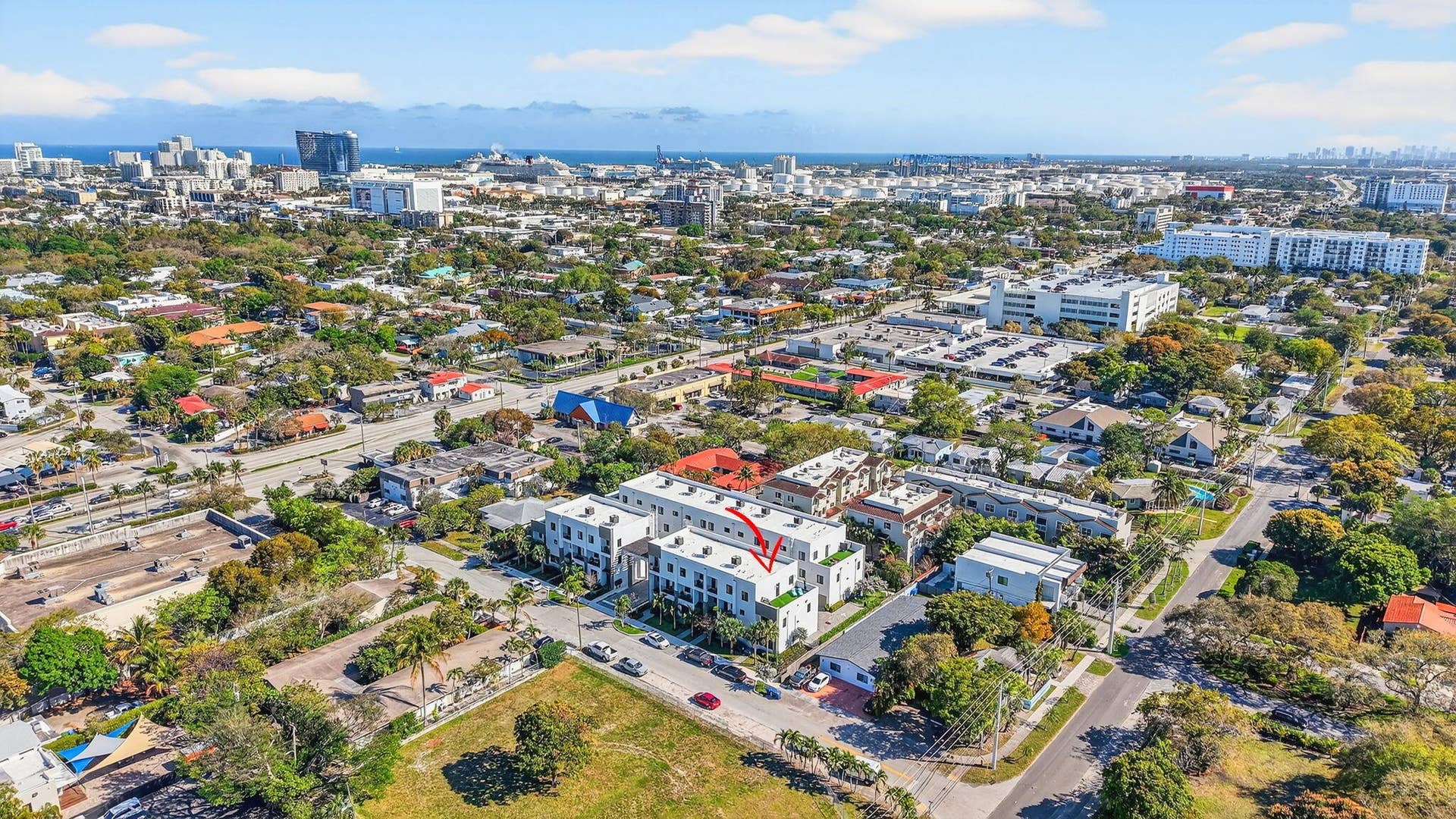 410 SE 12th Court, Fort Lauderdale, FL 33316 105-web-or-mls-DJI_20260309161650_0551_D