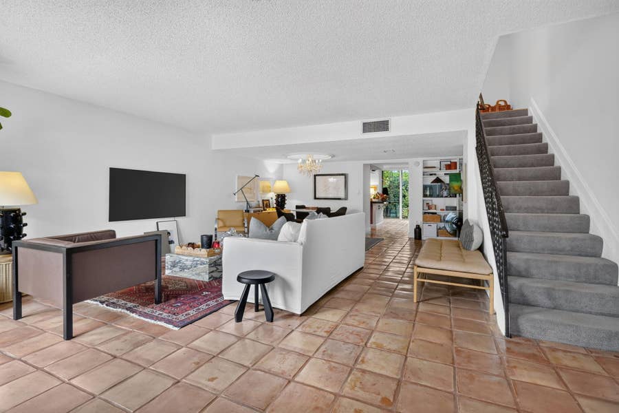 Property photo for 946 NE 24TH Avenue, #186, Hallandale Beach, FL