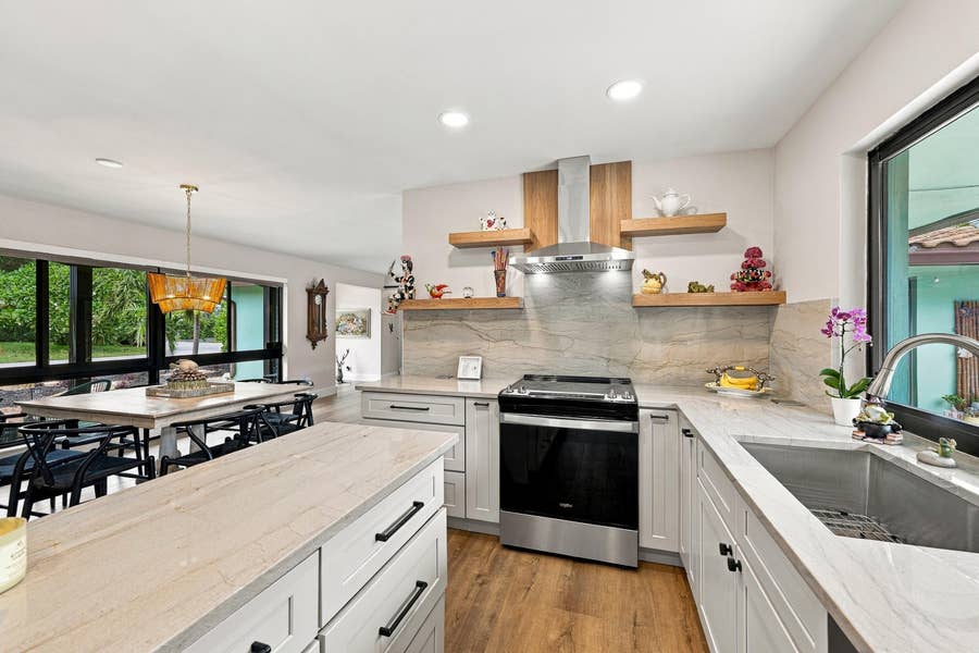 Property photo for 5850 NE 21ST Avenue, Fort Lauderdale, FL