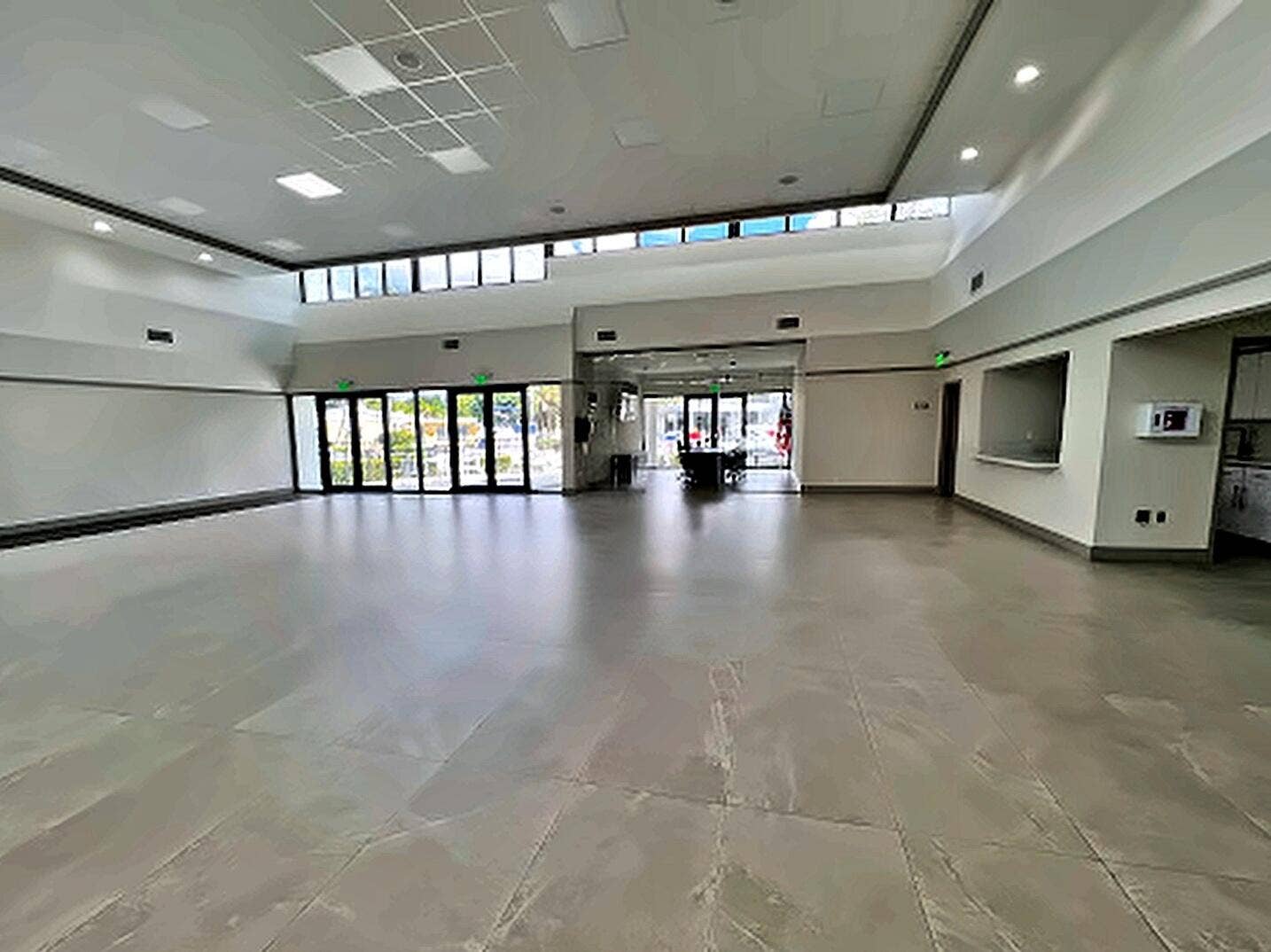 01-clubhouse-great-room